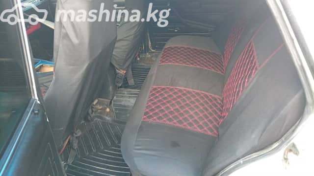 ВАЗ (Lada) 2107 2107 1.5 MT