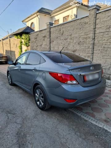 Hyundai Accent IV