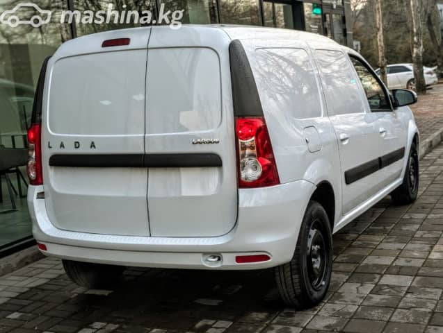 ВАЗ (Lada) Largus I Рестайлинг 1.6 MT