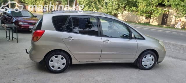 Toyota Corolla Verso I 1.8 MT