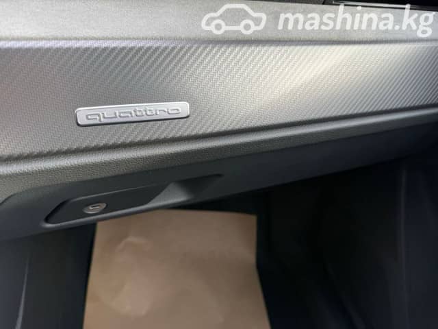 Audi Q3 II (F3) 45 TFSI 2.0 AT 4WD