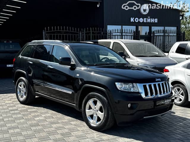 Jeep Grand Cherokee IV (WK2) 5.7 AT 4WD