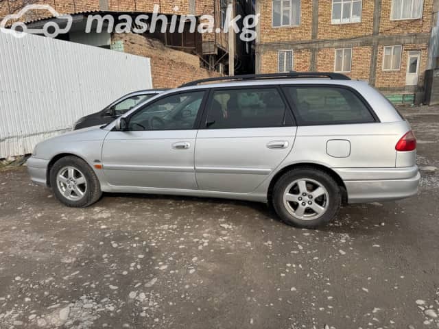 Toyota Avensis I Рестайлинг 2.0d MT