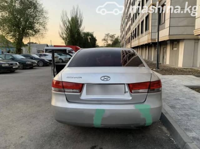 Hyundai Sonata V (NF) 2.0 AT Газ