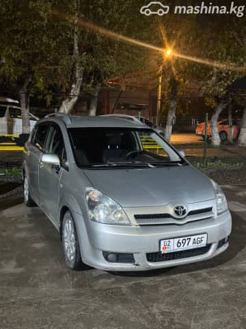 Toyota Corolla Verso I Рестайлинг 1.8 AT