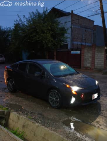 Toyota Prius IV (XW50) 1.8hyb AT
