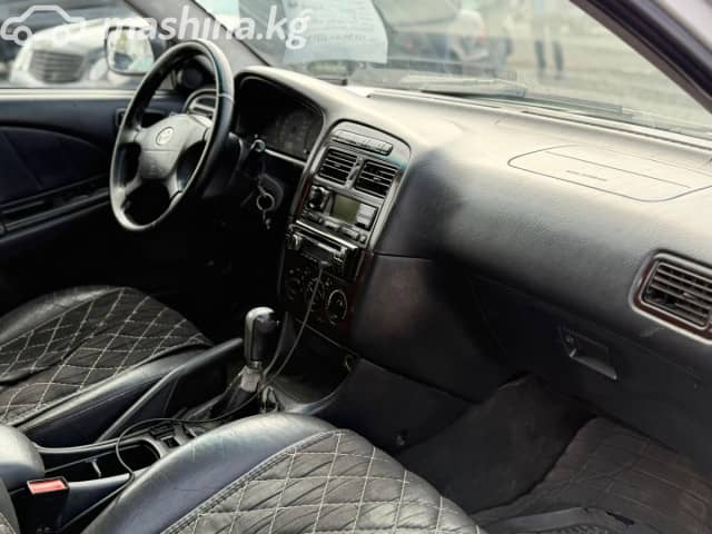 Toyota Avensis I Рестайлинг 2.0d MT