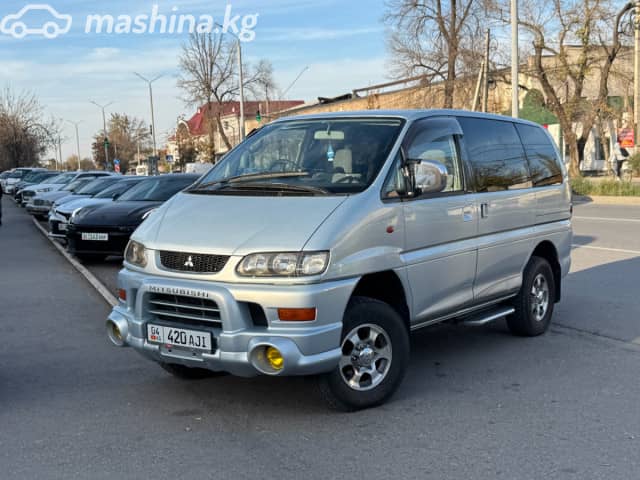 Mitsubishi Delica IV 3.0 AT 4WD