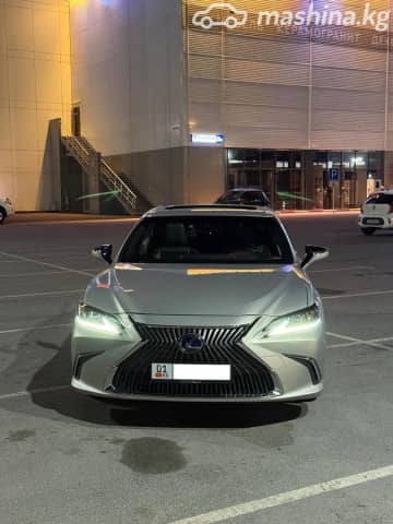 Lexus ES VII 300h 2.5hyb CVT