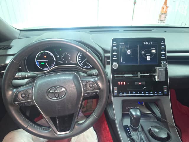 Toyota Avalon V 2.5hyb CVT