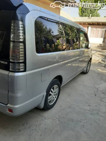Honda Stepwgn II Рестайлинг 2.0 AT