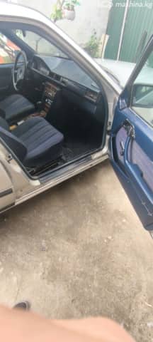 Mercedes-Benz W124 250 2.5d MT