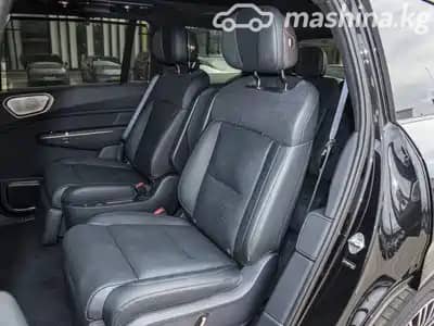 Lynk & Co 900 2.0hyb AT 4WD