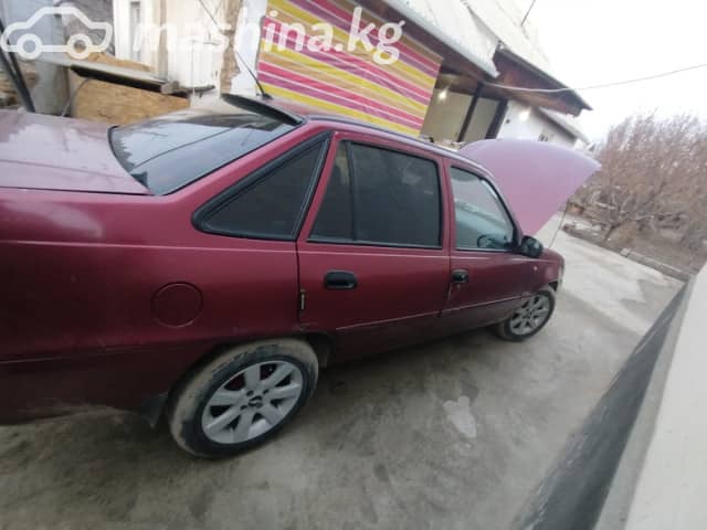 Daewoo Nexia I Рестайлинг 1.6 MT