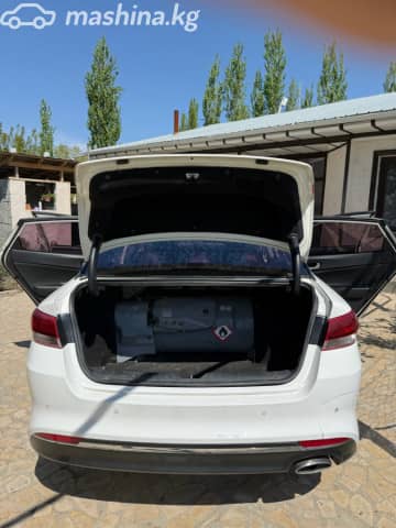 Kia K5 II 2.0 AT