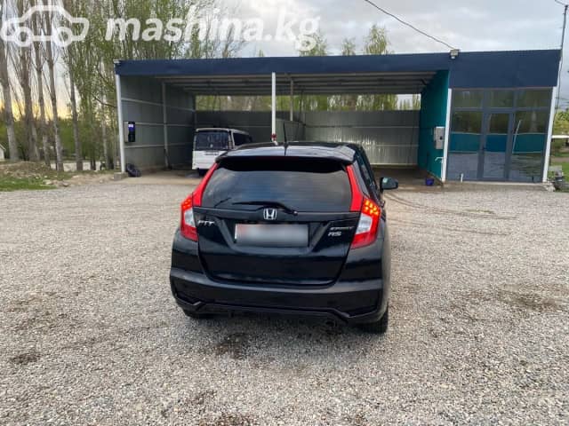 Honda Fit III Рестайлинг 1.5 MT