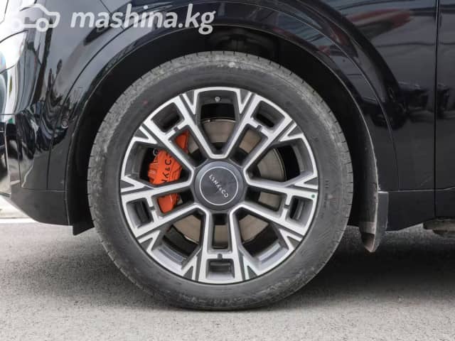 Lynk & Co 900 1.5hyb AT 4WD