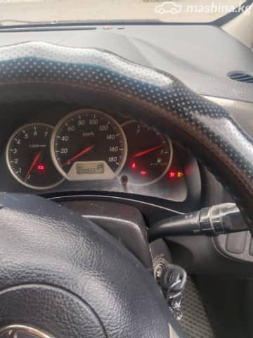 Toyota Wish I Рестайлинг 1.8 AT