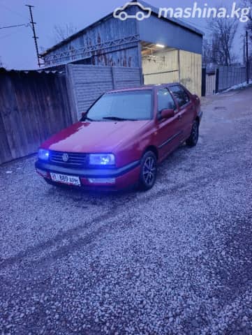 Volkswagen Vento 1.8 MT