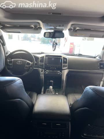 Toyota Land Cruiser 200 Series Рестайлинг 1 4.5d AT 4WD