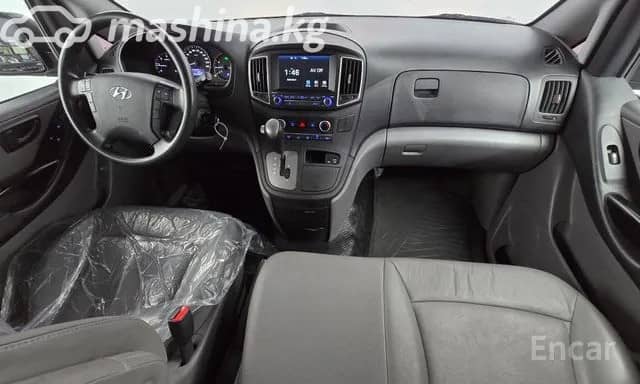 Hyundai Starex (H-1) II Рестайлинг 2 2.5d AT