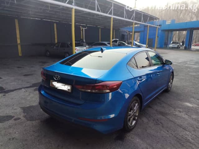 Hyundai Elantra VI (AD) 2.0 AT