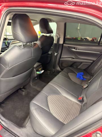 Toyota Camry VIII (XV70) 2.5 AT