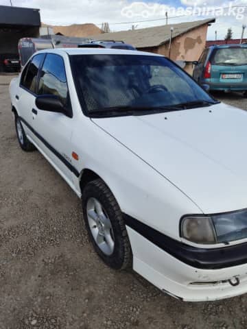 Nissan Primera I (P10) 1.6 MT
