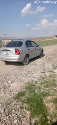 Chevrolet Lanos I 1.5 MT