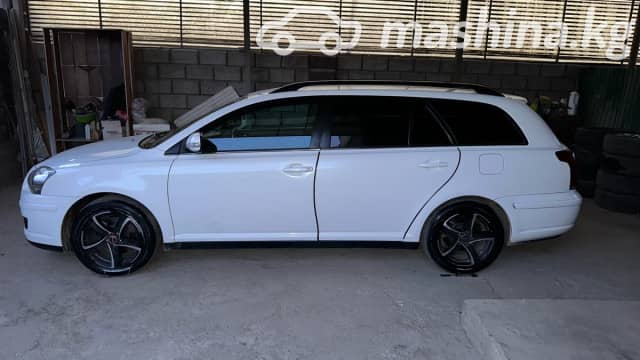 Toyota Avensis II Рестайлинг 2.2d MT