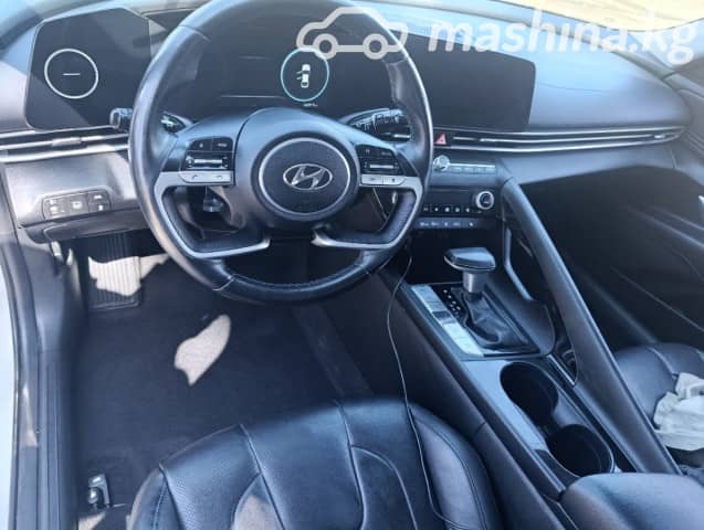 Hyundai Avante VII 1.6hyb AMT