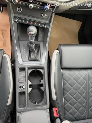 Audi Q3 II (F3) 45 TFSI 2.0 AT 4WD
