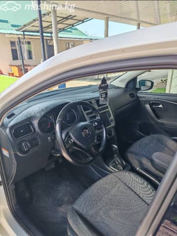 Volkswagen Polo V Рестайлинг 1.4d AMT