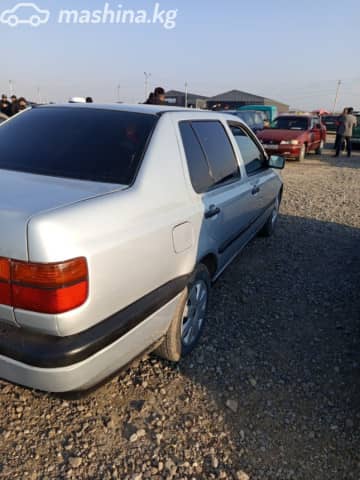 Volkswagen Vento 1.8 MT