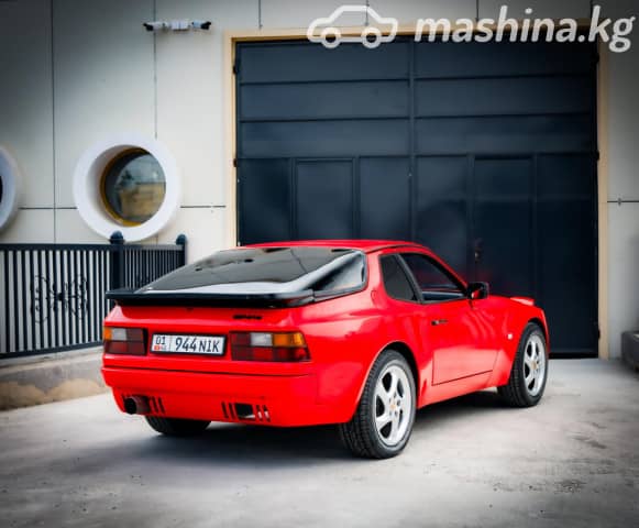 Porsche 944 2.5 AT