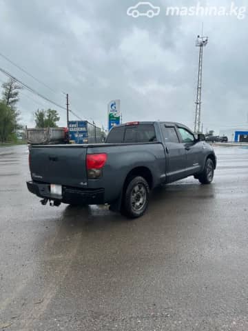 Toyota Tundra II 5.7 AT 4WD