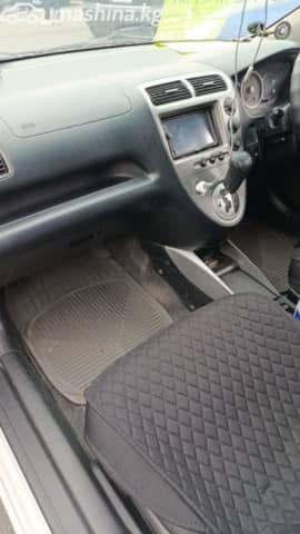 Honda Civic VII Рестайлинг 1.7 CVT