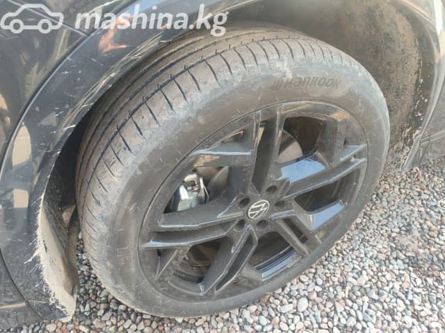 Volkswagen Tiguan II (China Market) L 2.0 AMT 4WD
