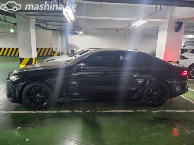 BMW M5 VII (G90) 4.4hyb AT 4WD