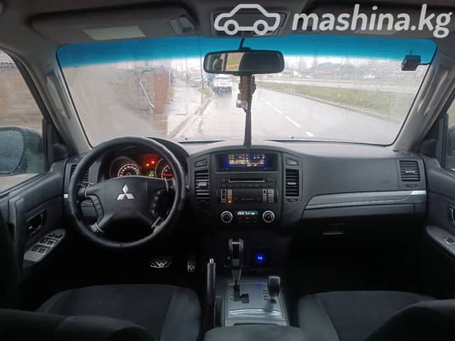 Mitsubishi Pajero IV 3.2d AT 4WD
