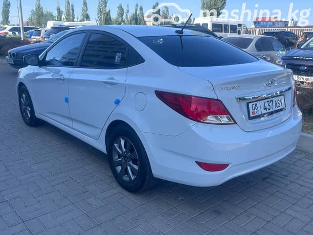 Hyundai Accent IV 1.4 CVT