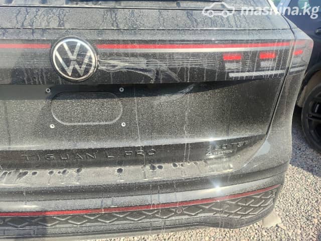 Volkswagen Tiguan II (China Market) L 2.0 AMT 4WD