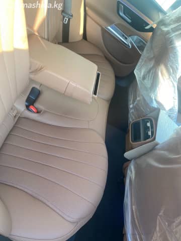 Mercedes-Benz E-Класс VI (W214, S214) 300 2.0 AT 4WD