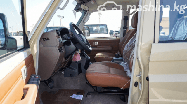 Toyota Land Cruiser 70 Series Рестайлинг 2 76 4.0 AT 4WD