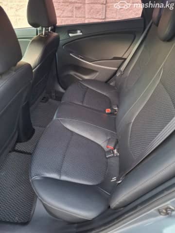 Hyundai Accent IV