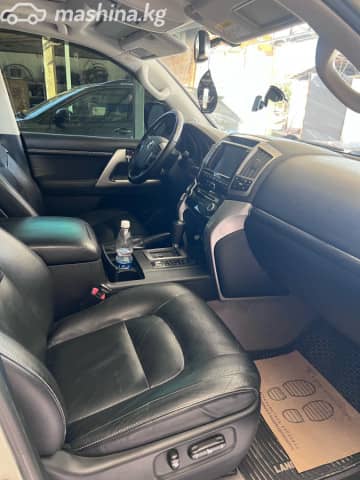 Toyota Land Cruiser 200 Series Рестайлинг 1 4.5d AT 4WD