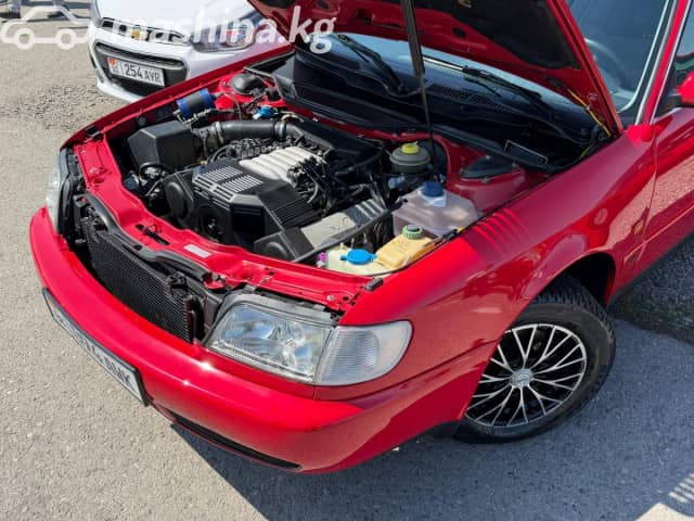 Audi A6 I (C4) 2.8 MT