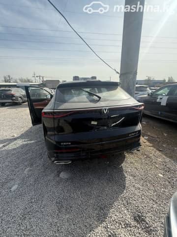 Changan UNI-Z iDD 1.5hyb CVT