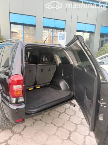Toyota RAV4 II (XA20) Рестайлинг 2.0 AT 4WD