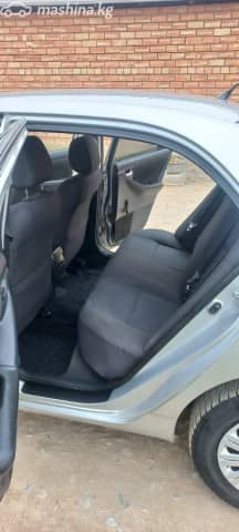 Toyota Corolla IX (E120, E130) 1.6 MT